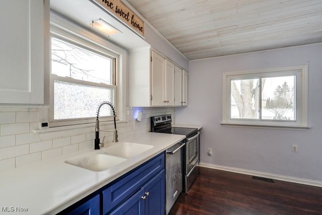 2682 Smith Road, Fairlawn, OH 44333