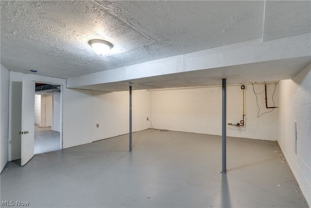 2682 Smith Road, Fairlawn, OH 44333