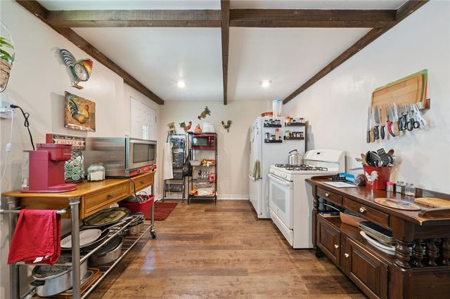 1110 Creek St, Munhall, PA 15120