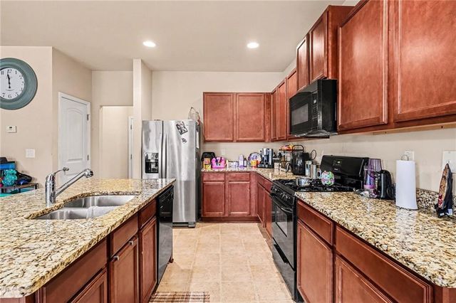 1800 Crandon Court, Mcdonough, GA 30253