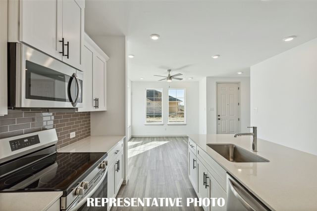 5300 Springlake Parkway, Haltom City, TX 76117
