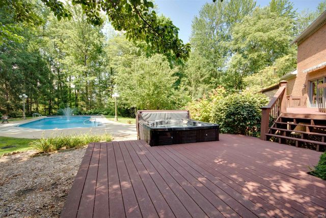 1125 Suwannee Drive, Evansville, IN 47725