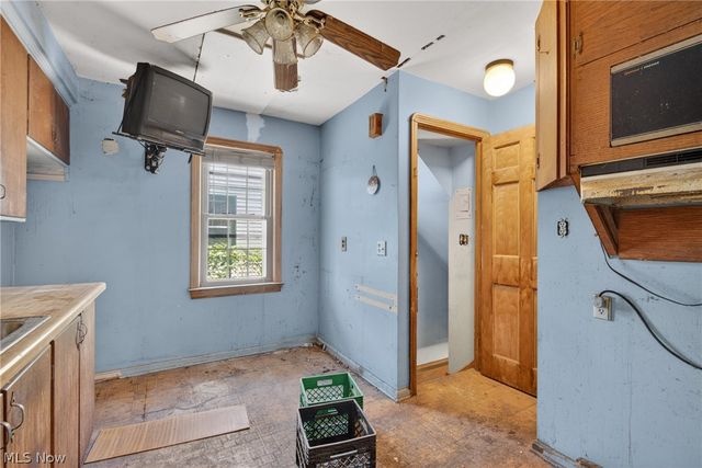 17110 Puritas Avenue, Cleveland, OH 44135
