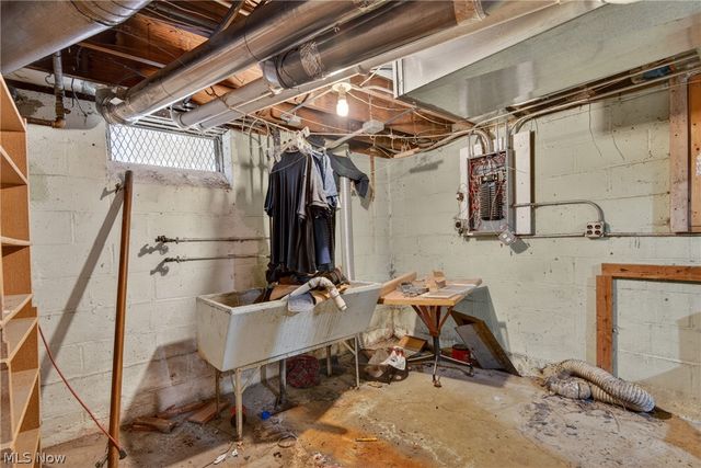 17110 Puritas Avenue, Cleveland, OH 44135