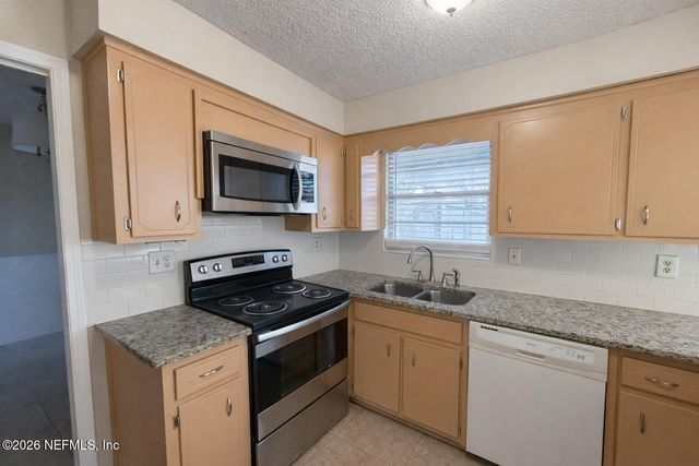 7 MITCHELL Avenue, Orange Park, FL 32073