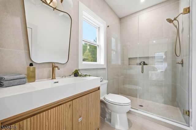 35 Sycamore Ave, Livingston Twp., NJ 07039