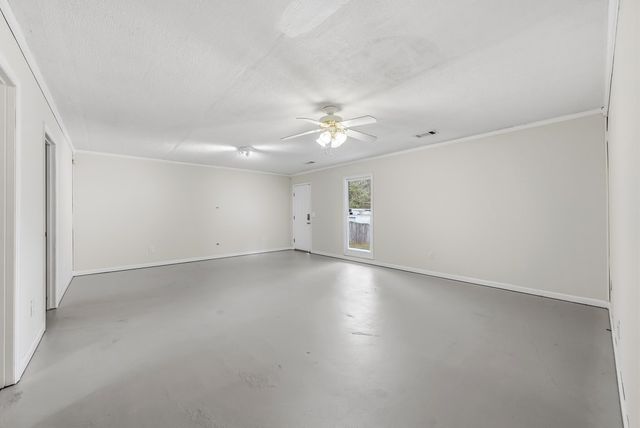 246 Lee Road 2040, Phenix City, AL 36870