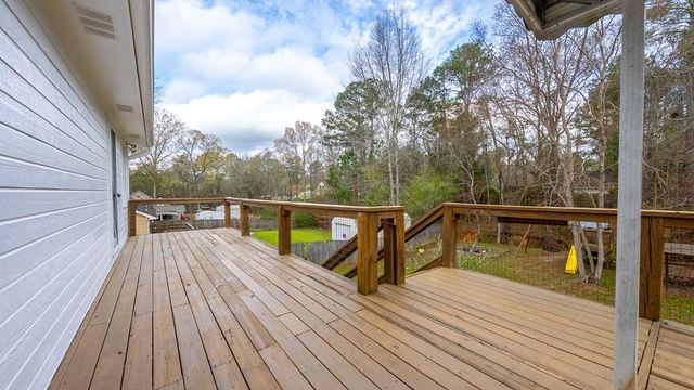 246 Lee Road 2040, Phenix City, AL 36870