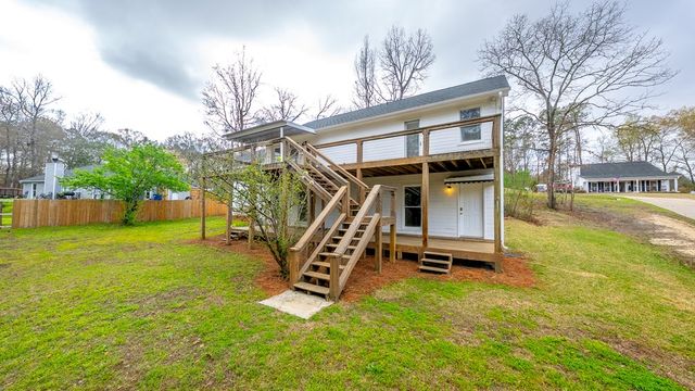 246 Lee Road 2040, Phenix City, AL 36870