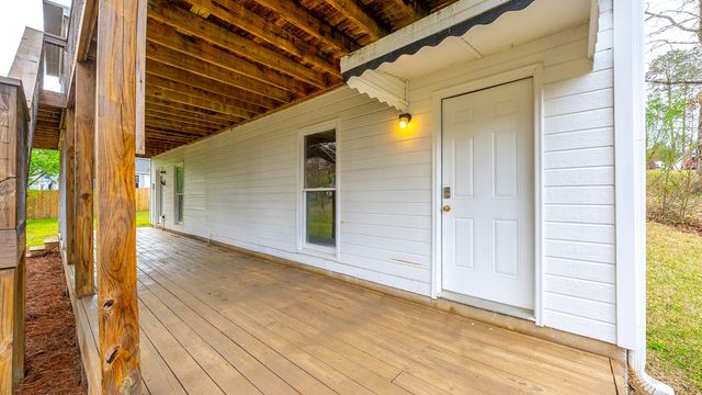 246 Lee Road 2040, Phenix City, AL 36870