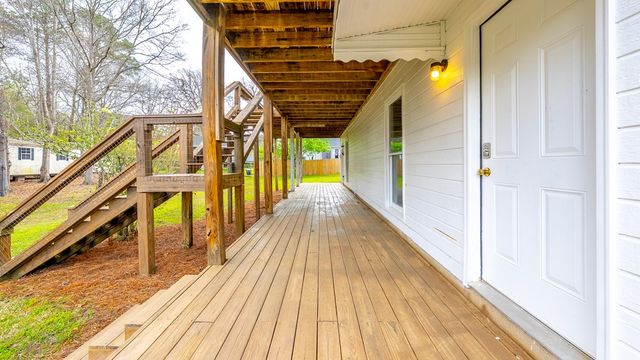 246 Lee Road 2040, Phenix City, AL 36870