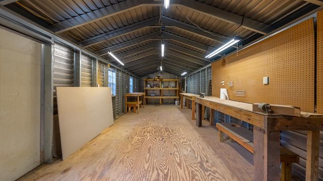 246 Lee Road 2040, Phenix City, AL 36870