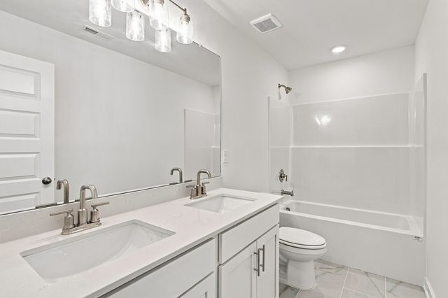 8204 Netterfield Drive, White House, TN 37188