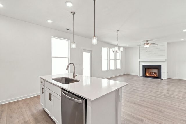 8204 Netterfield Drive, White House, TN 37188