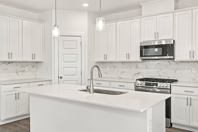 8204 Netterfield Drive, White House, TN 37188