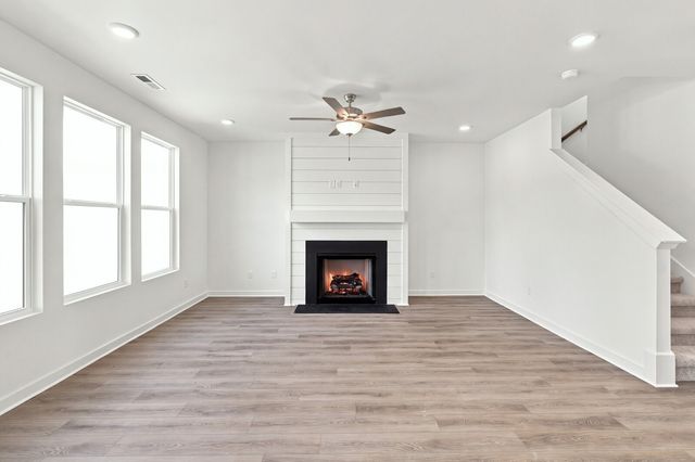 8204 Netterfield Drive, White House, TN 37188