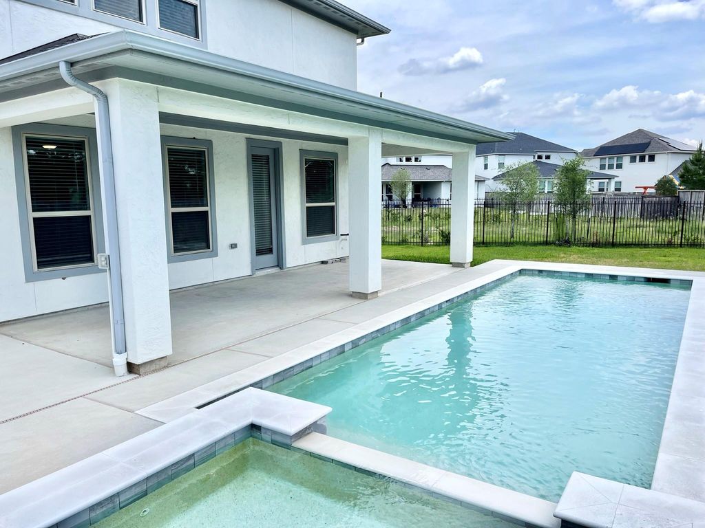 133 Cedar Hammock Trail, Tomball, TX 77375