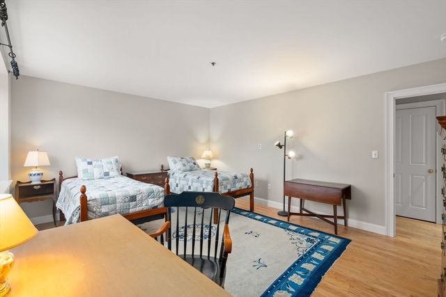 47 Village Avenue 203, Dedham, MA 02026