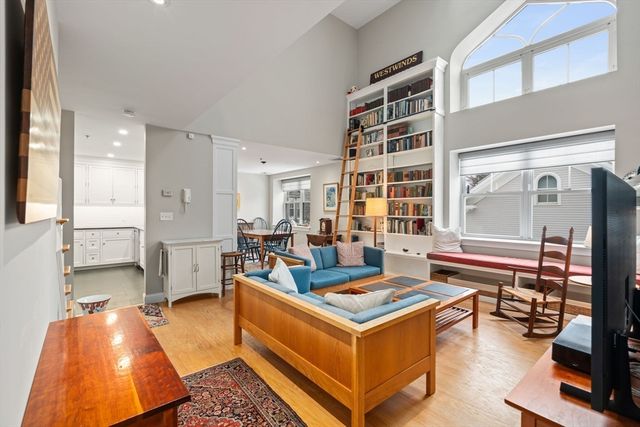 47 Village Avenue 203, Dedham, MA 02026