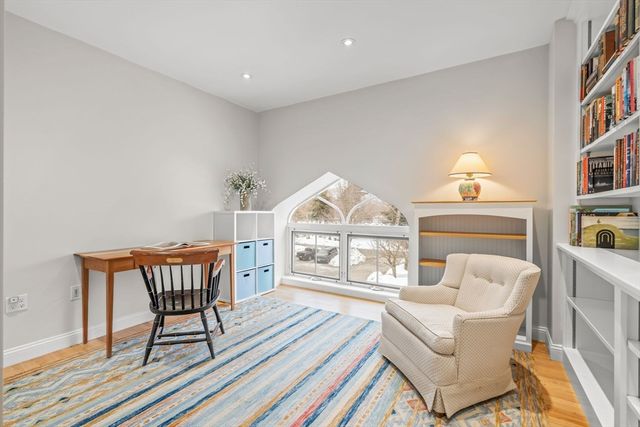 47 Village Avenue 203, Dedham, MA 02026