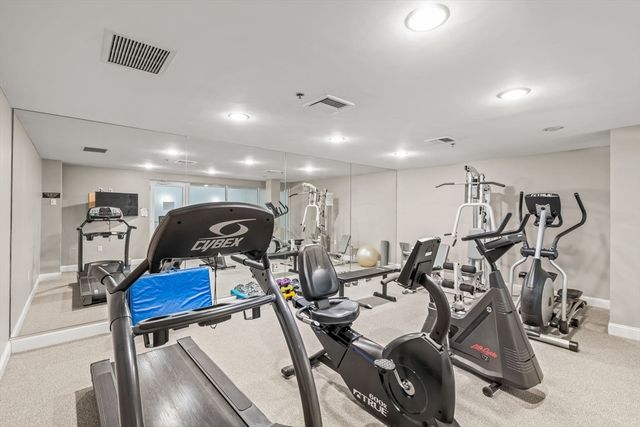 47 Village Avenue 203, Dedham, MA 02026