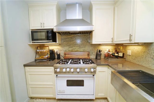 4700 Topanga Canyon, Los Angeles, CA 91364