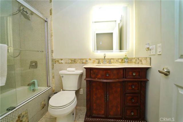 4700 Topanga Canyon, Los Angeles, CA 91364