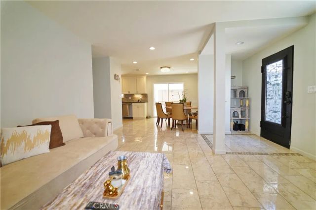 4700 Topanga Canyon, Los Angeles, CA 91364