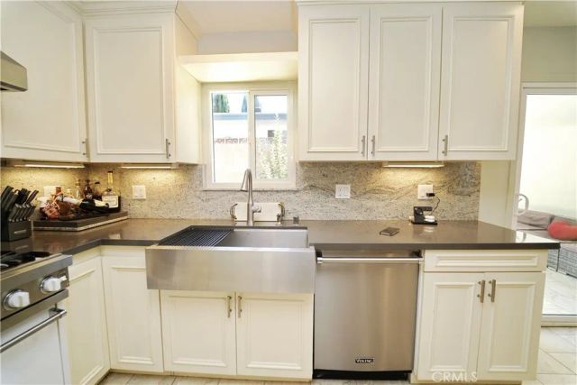 4700 Topanga Canyon, Los Angeles, CA 91364