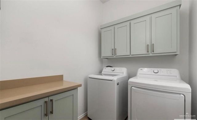 900 N Indiana Avenue N, Mercedes, TX 78578