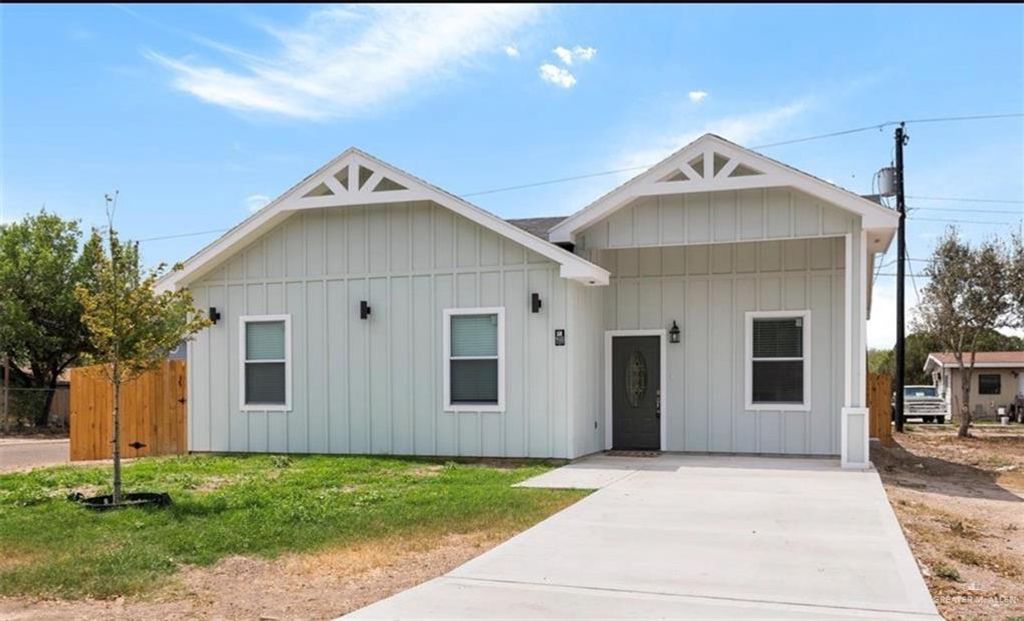 900 N Indiana Avenue N, Mercedes, TX 78578