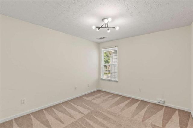 2137 Black Oak Lane, Ellenwood, GA 30294