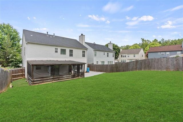 2137 Black Oak Lane, Ellenwood, GA 30294