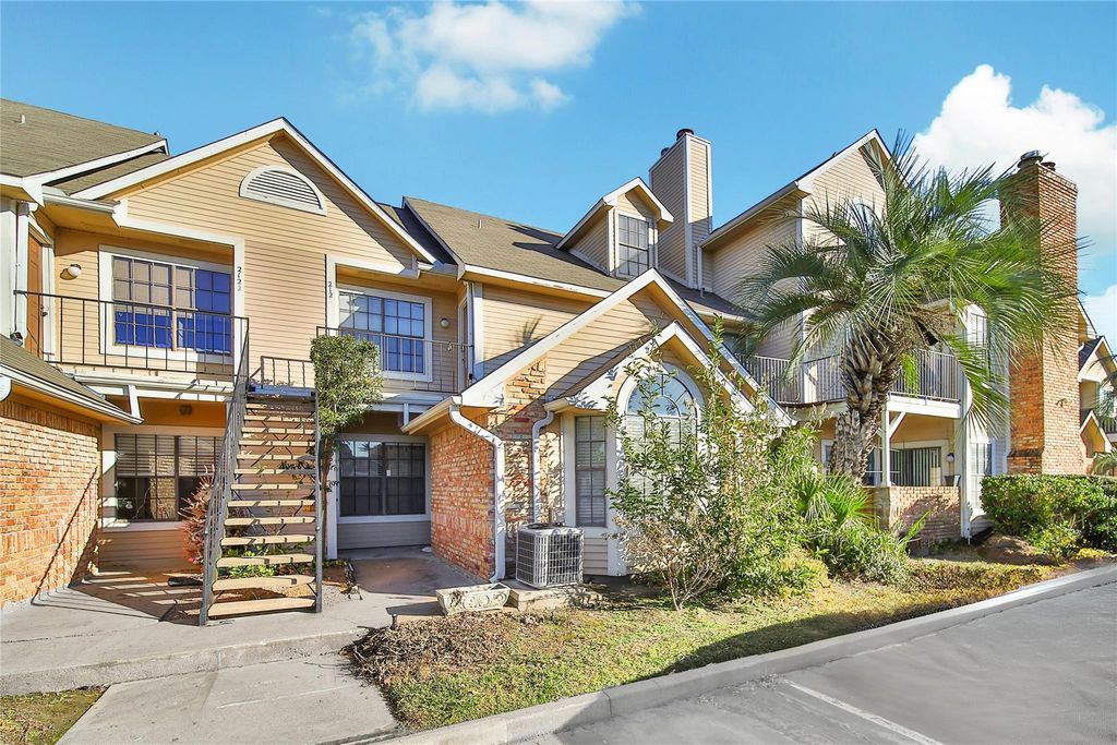 2300 Old Spanish Trail 2123, Houston, TX 77054