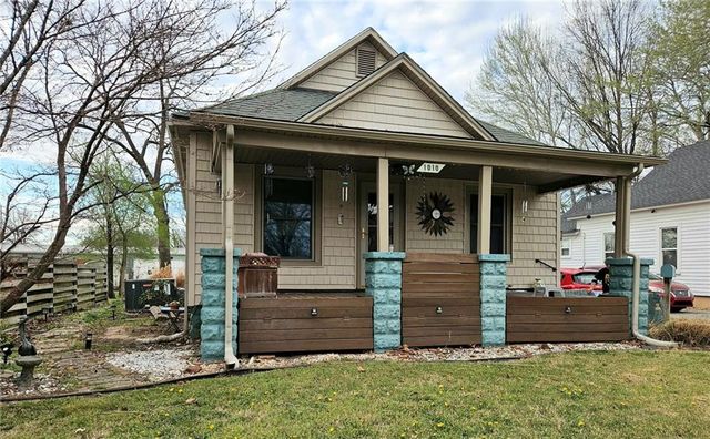 1010 W 3rd Street, Pittsburg, KS 66762