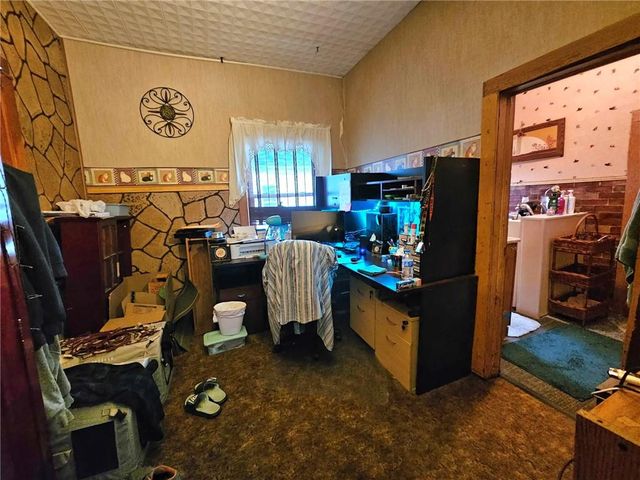 1010 W 3rd Street, Pittsburg, KS 66762