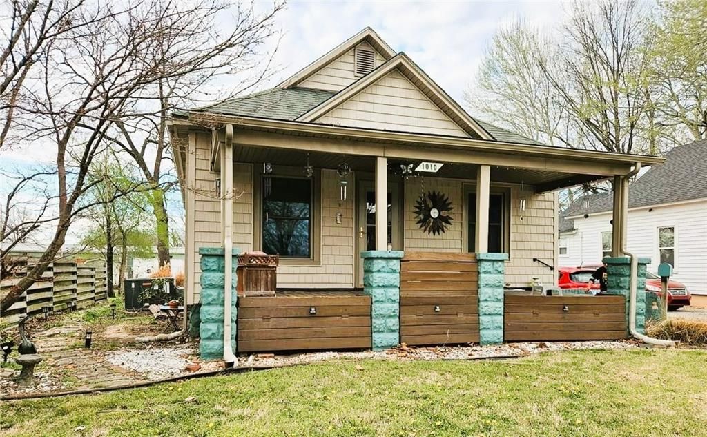 1010 W 3rd Street, Pittsburg, KS 66762