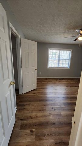 249 Farm Brook Lane, Dallas, GA 30157