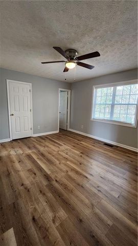 249 Farm Brook Lane, Dallas, GA 30157