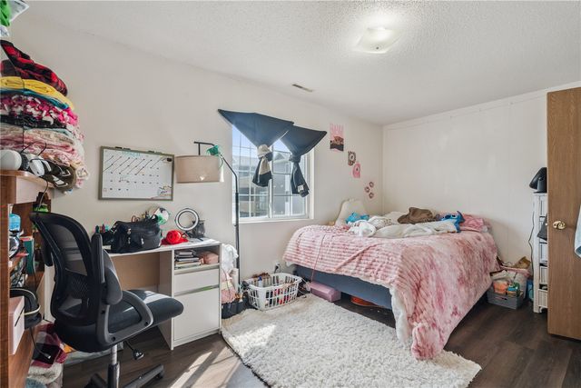 125 E Boyson Road 900, Hiawatha, IA 52233