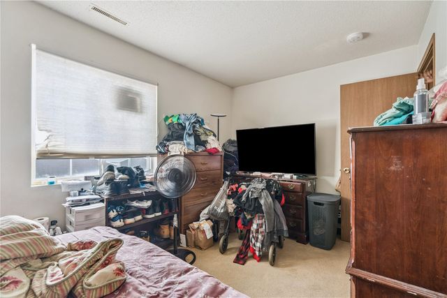 125 E Boyson Road 900, Hiawatha, IA 52233