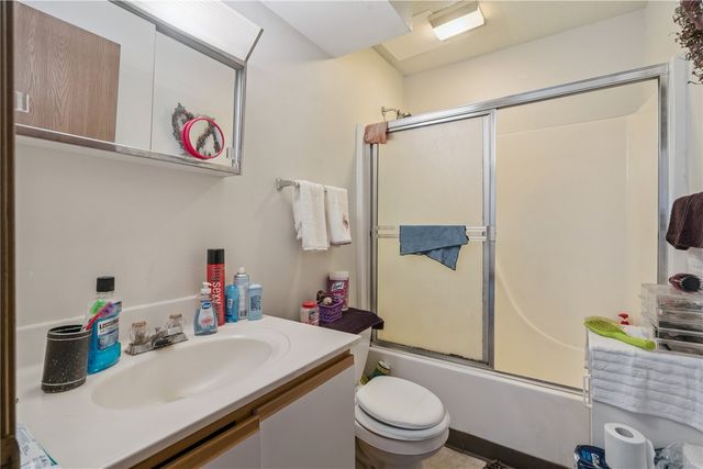 125 E Boyson Road 900, Hiawatha, IA 52233