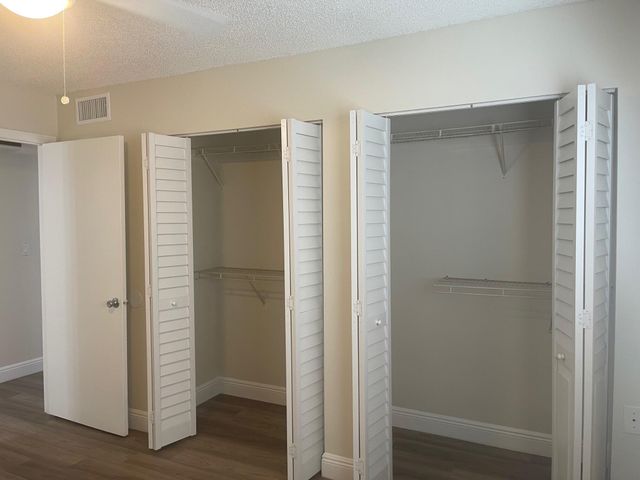 1089 N Benoist Farms Road 207, West Palm Beach, FL 33411