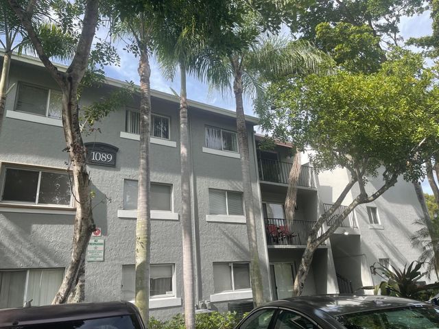 1089 N Benoist Farms Road 207, West Palm Beach, FL 33411