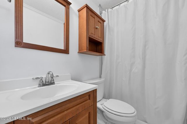 2735 AMERICA, Jacksonville Beach, FL 32250