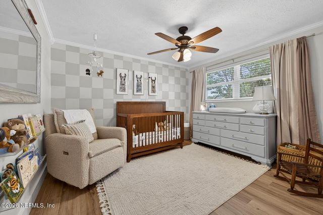 2735 AMERICA, Jacksonville Beach, FL 32250