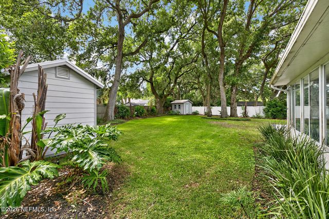 2735 AMERICA, Jacksonville Beach, FL 32250
