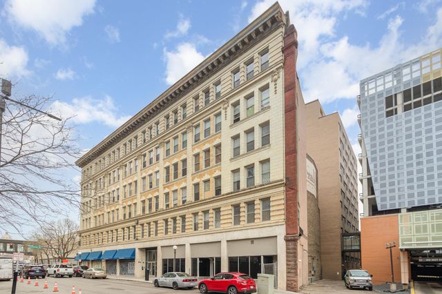 488 Wabasha Street N 303, Saint Paul, MN 55102