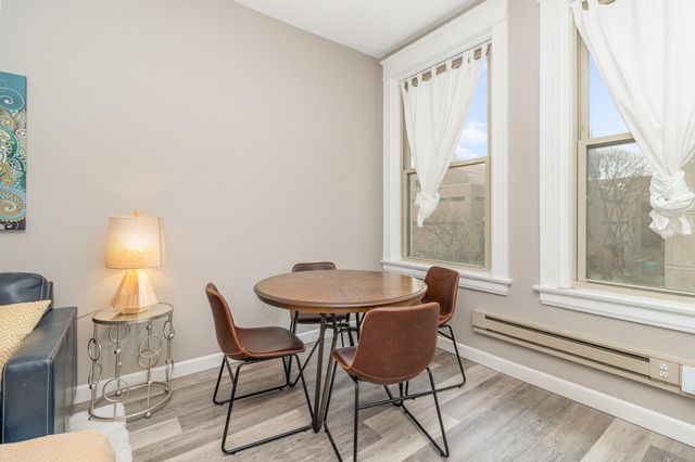 488 Wabasha Street N 303, Saint Paul, MN 55102