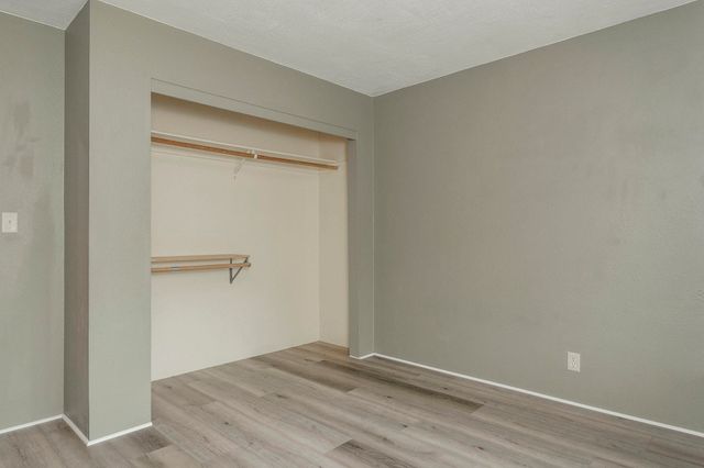 1888 NE Beacon Drive, Grants Pass, OR 97526